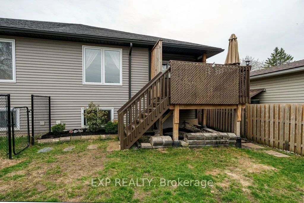 Photo 31 of Unit A, 102 Davis Street, Quinte West, Trenton Ward — HOMEH