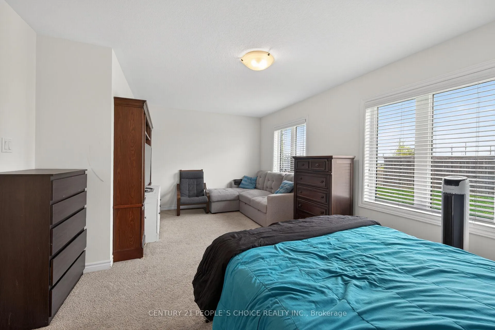 Photo 28 of 3 Bilanski Farm Road, Brantford, Echo Place — HOMEH