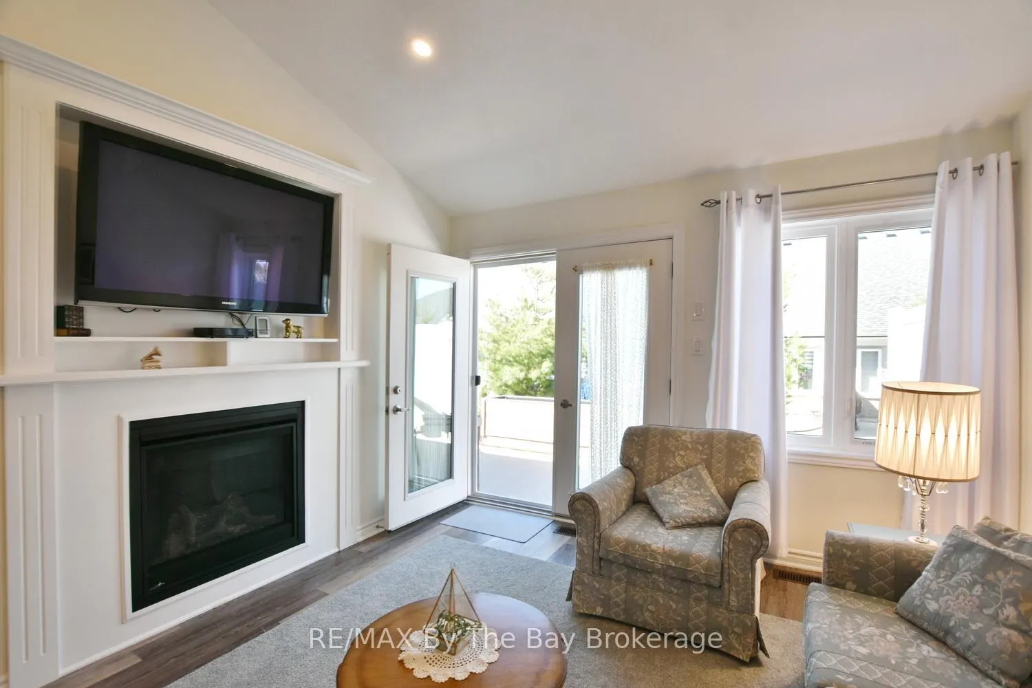 Photo 14 of 77 Ivy Crescent, Wasaga Beach — HOMEH