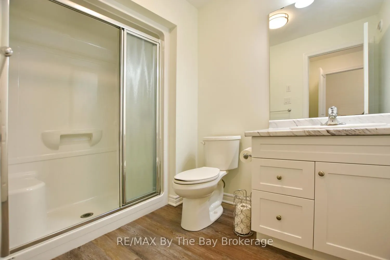 Photo 20 of 77 Ivy Crescent, Wasaga Beach — HOMEH