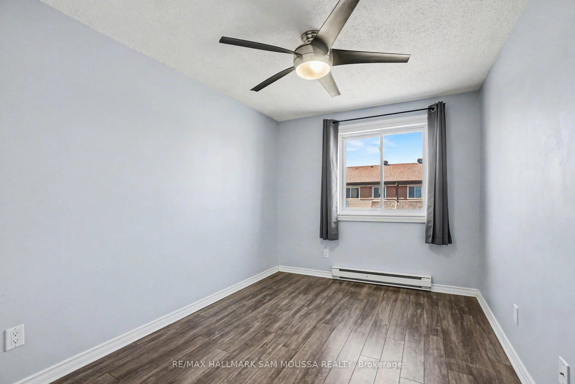 Photo 22 of 28C Woodvale Green, Ottawa, Craig Henry/Woodvale — HOMEH