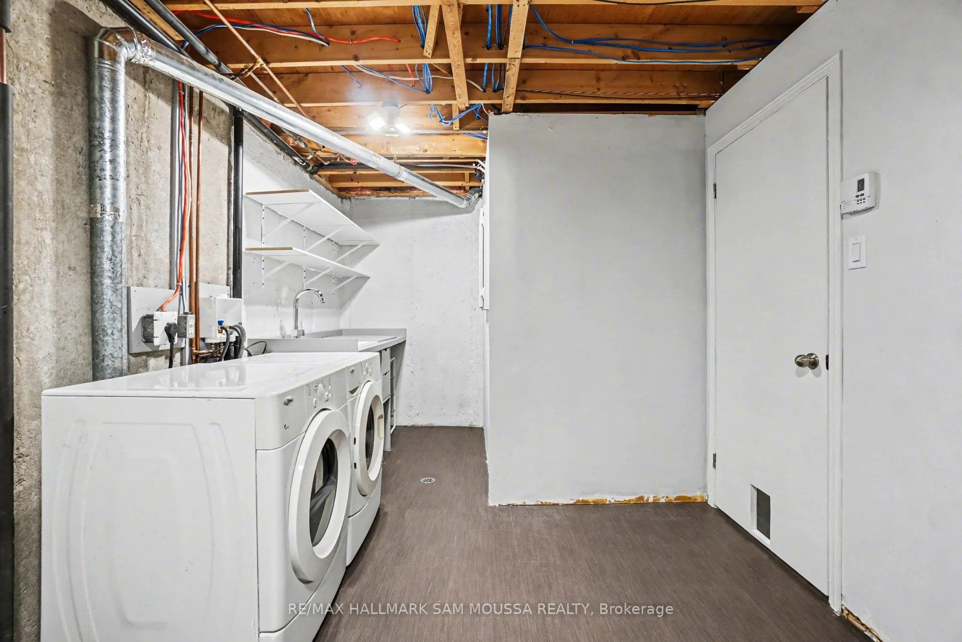 Photo 32 of 28C Woodvale Green, Ottawa, Craig Henry/Woodvale — HOMEH