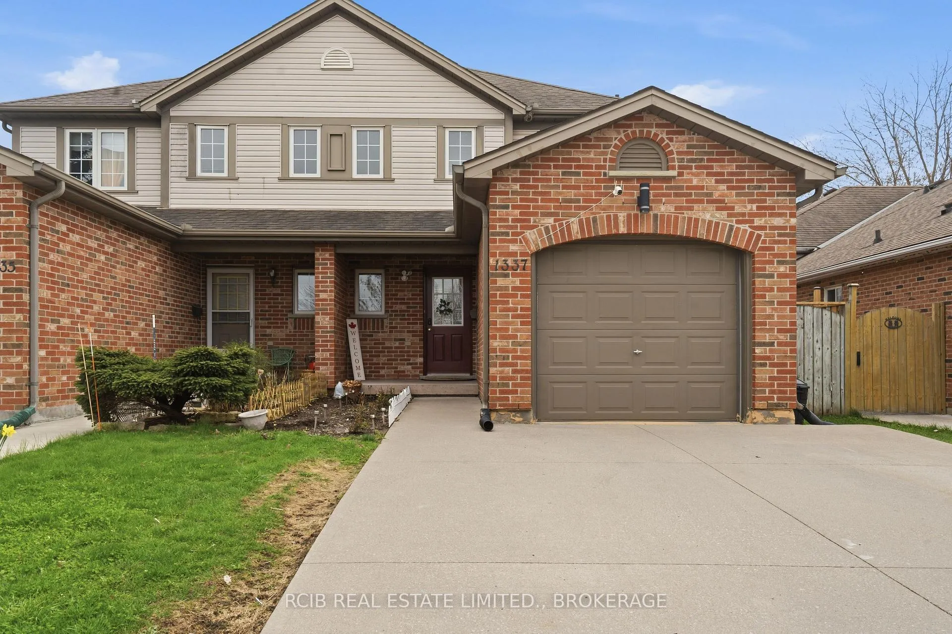 Photo 1 of 1337 Reardon Boulevard, London, South U — HOMEH