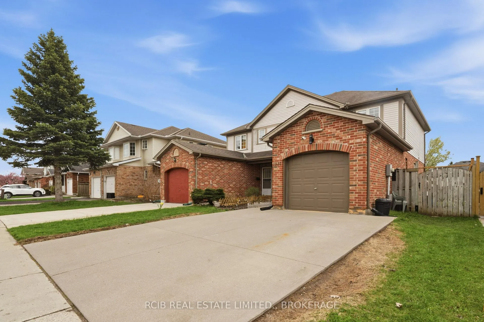 Photo 3 of 1337 Reardon Boulevard, London, South U — HOMEH