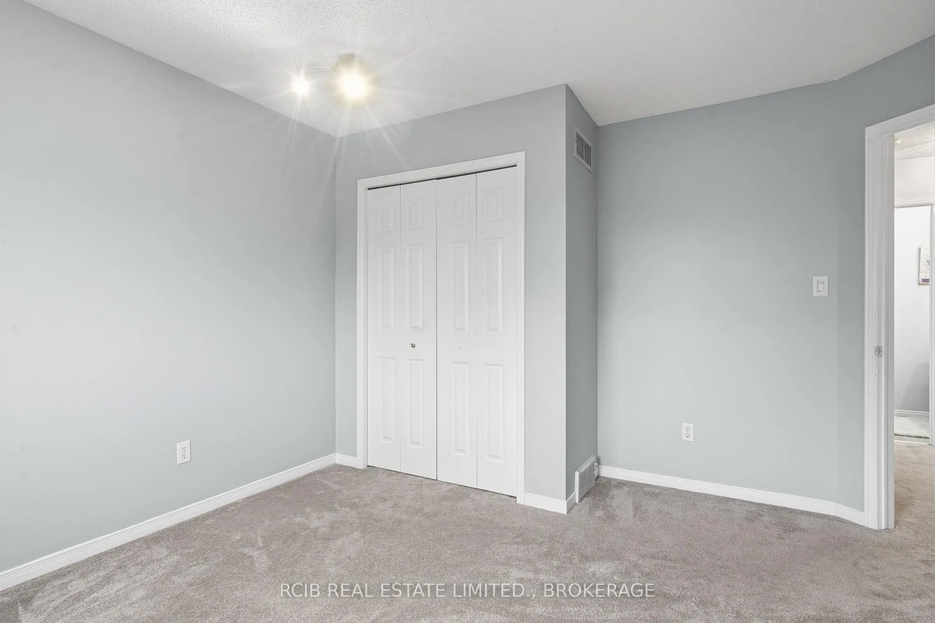 Photo 27 of 1337 Reardon Boulevard, London, South U — HOMEH