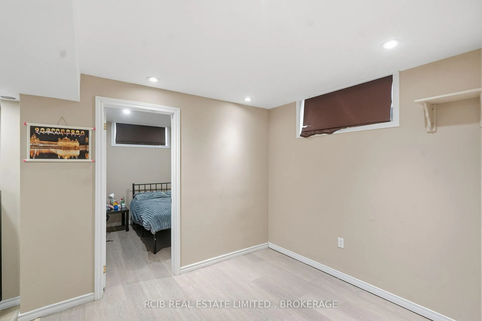 Photo 35 of 1337 Reardon Boulevard, London, South U — HOMEH