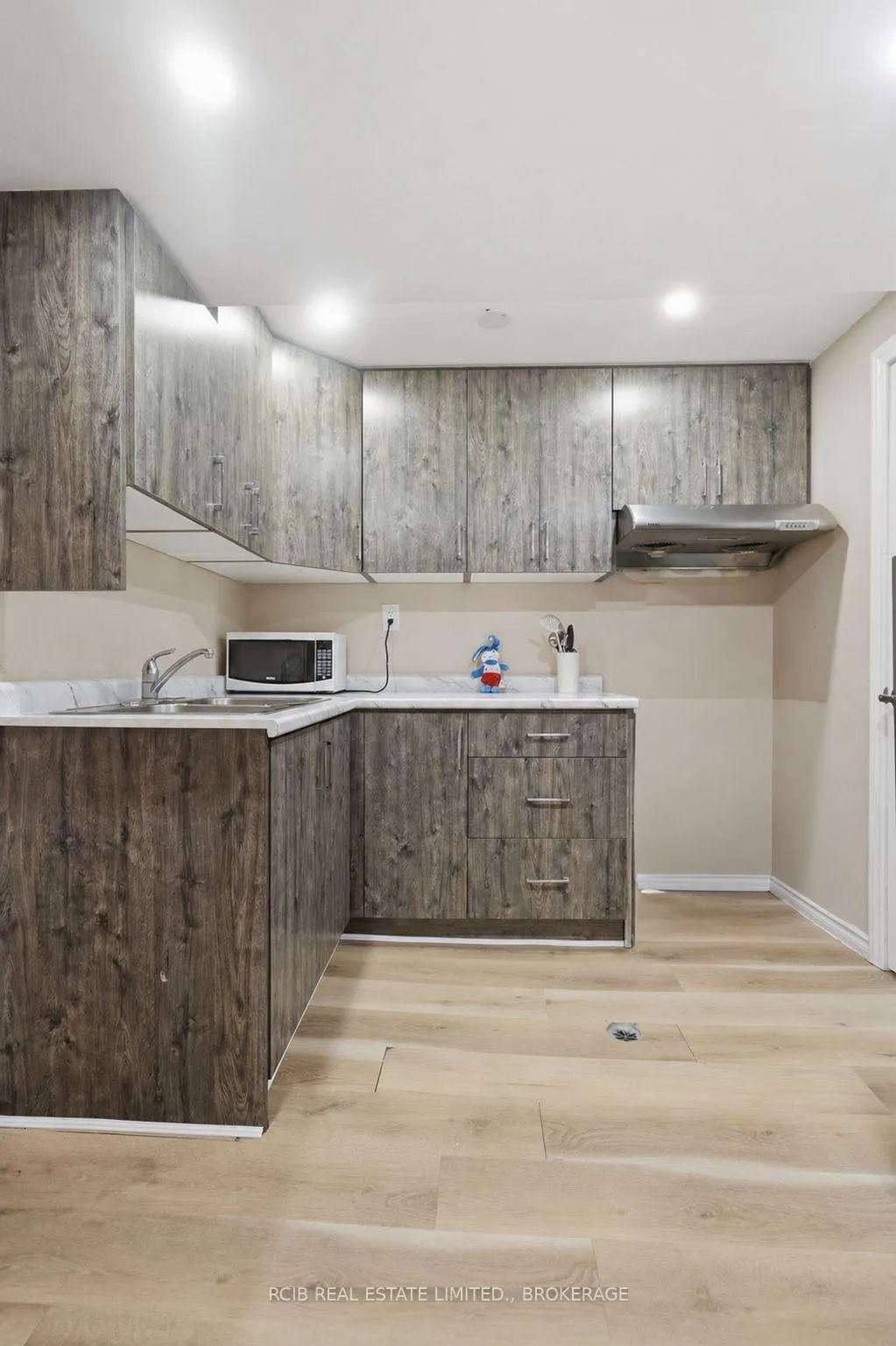 Photo 36 of 1337 Reardon Boulevard, London, South U — HOMEH