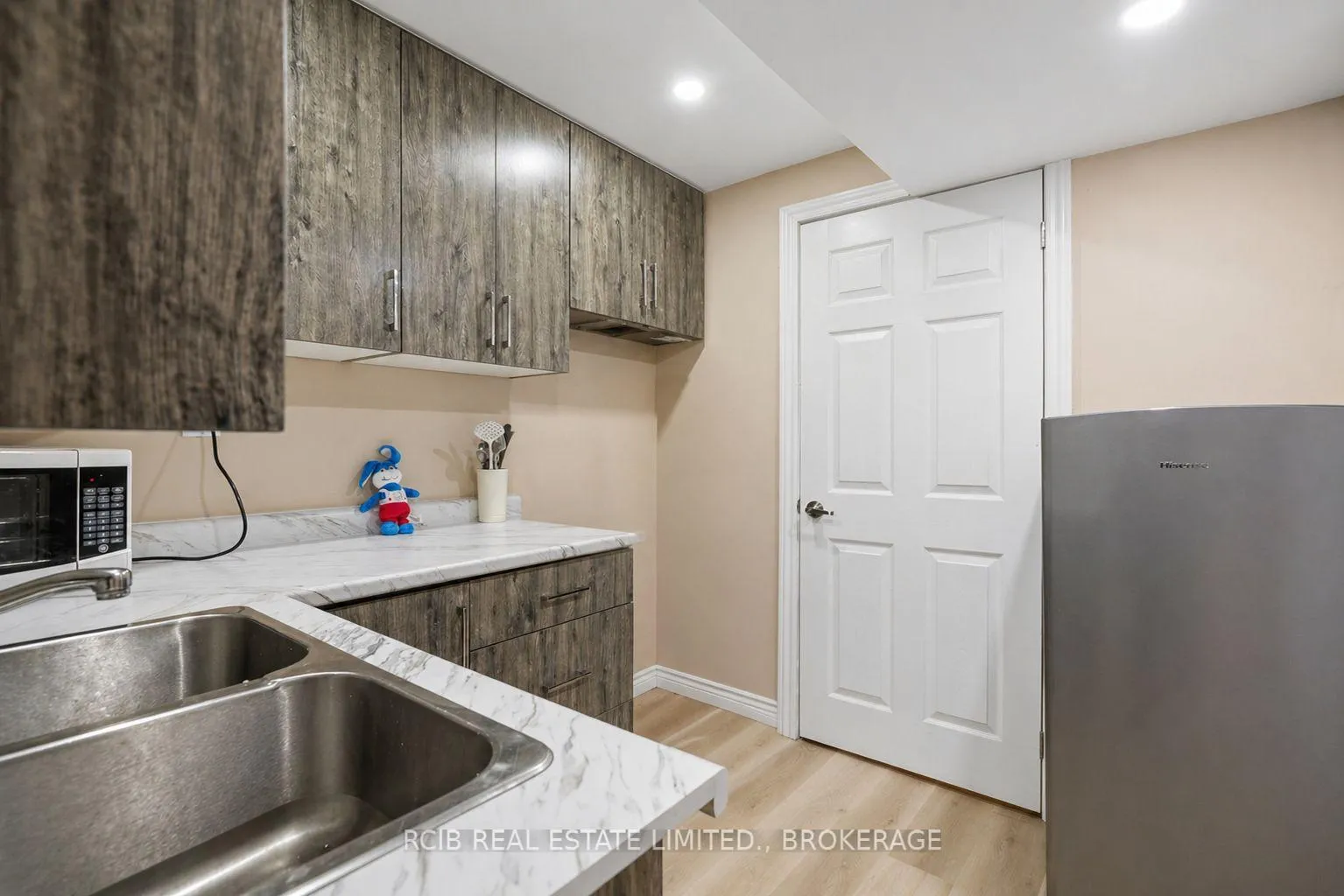 Photo 37 of 1337 Reardon Boulevard, London, South U — HOMEH