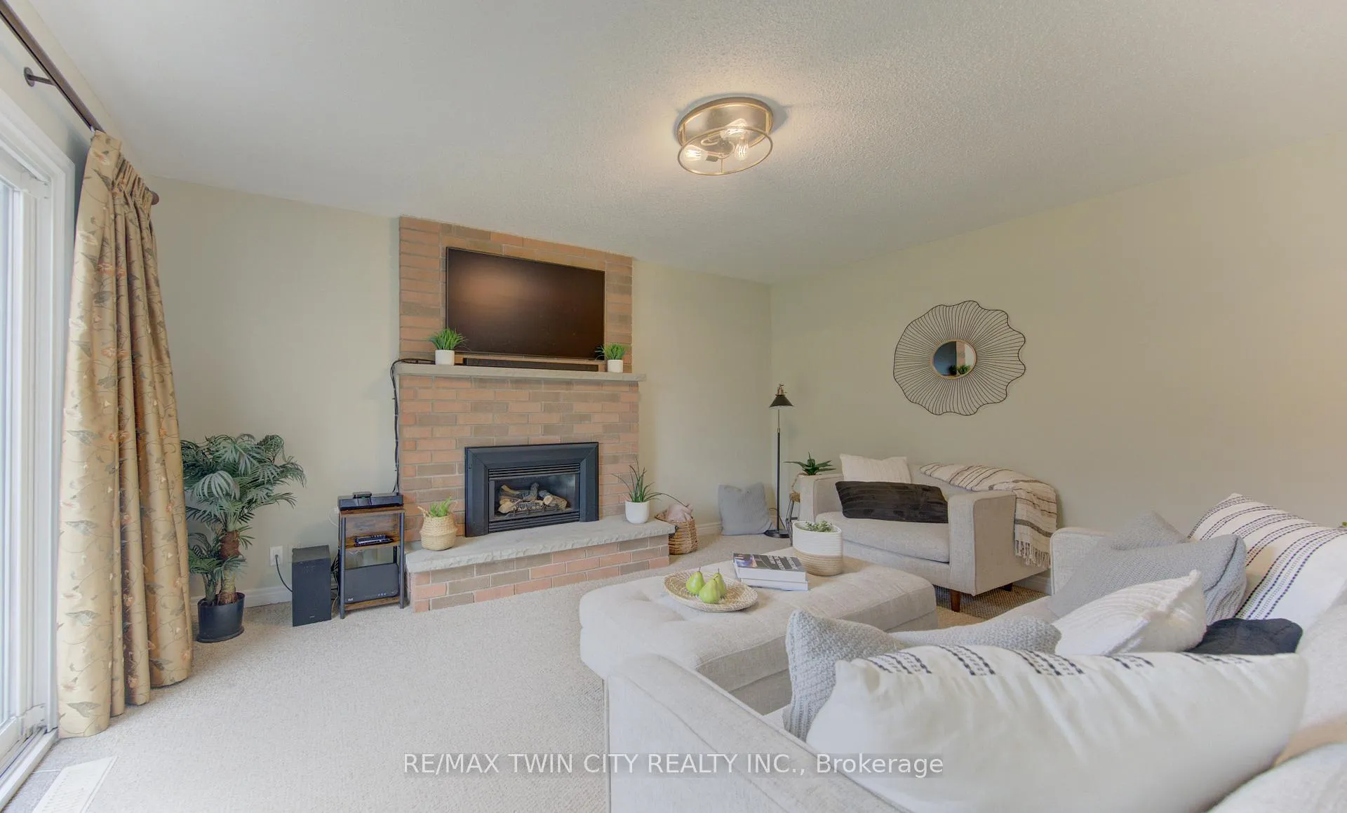 Photo 18 of 159 Burnett Avenue, Cambridge — HOMEH