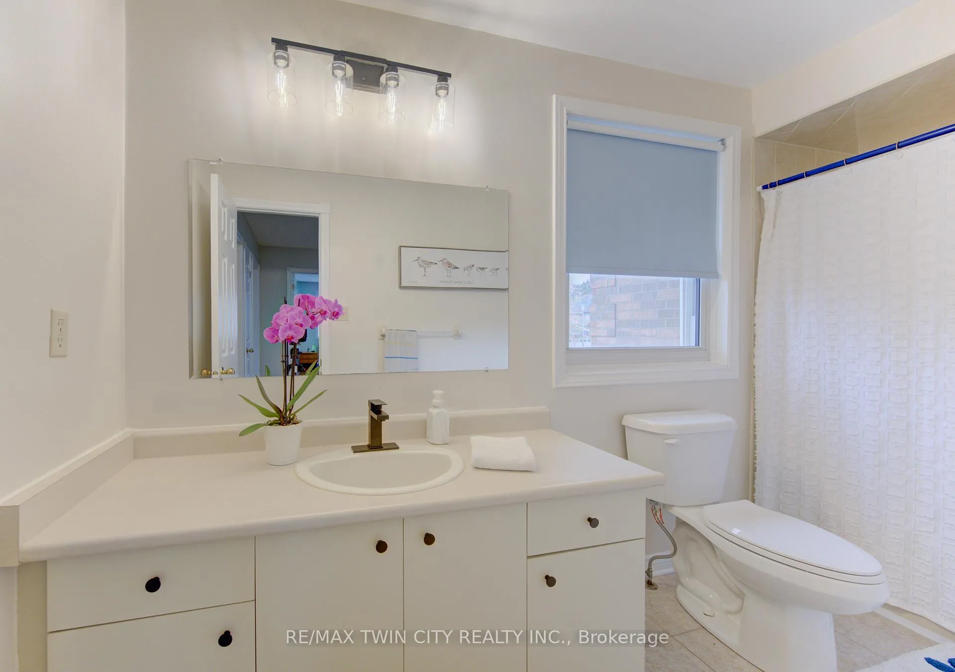 Photo 22 of 159 Burnett Avenue, Cambridge — HOMEH
