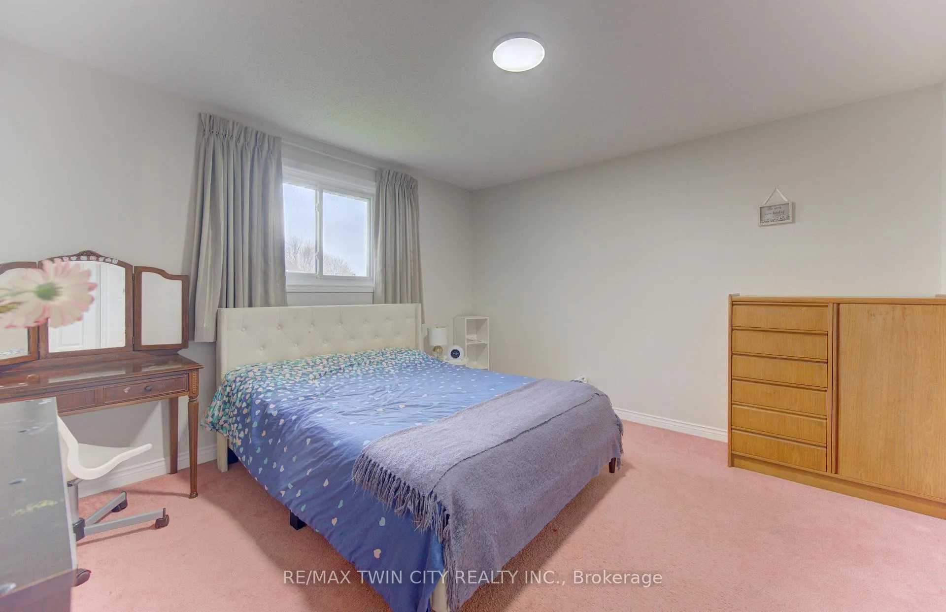 Photo 24 of 159 Burnett Avenue, Cambridge — HOMEH