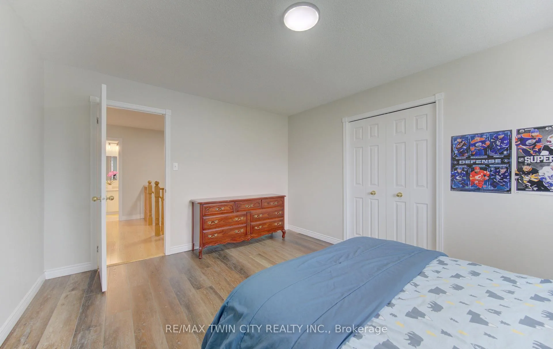 Photo 26 of 159 Burnett Avenue, Cambridge — HOMEH