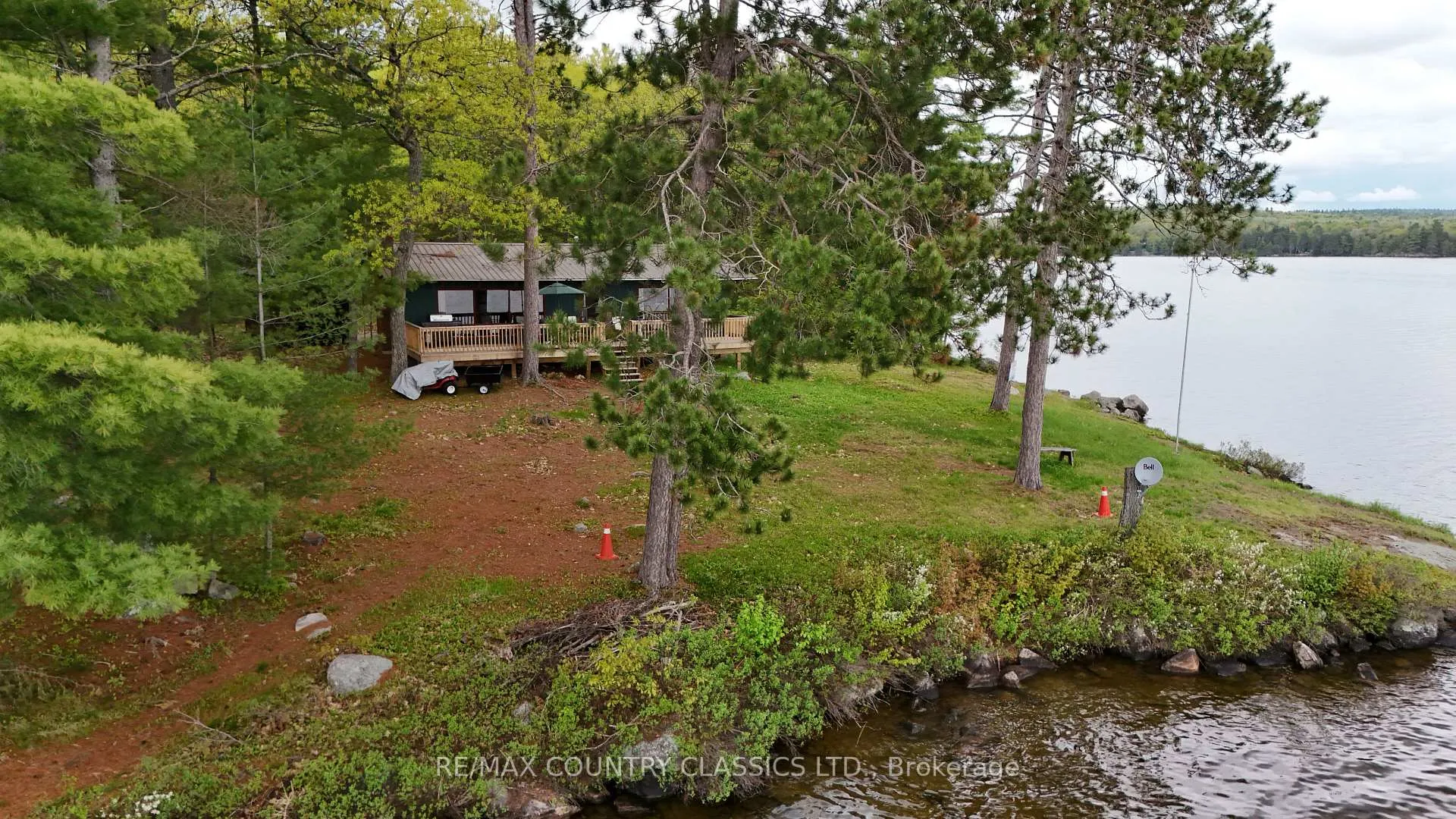 Photo 2 of 910 Weslemkoon Lake, Addington Highlands — HOMEH