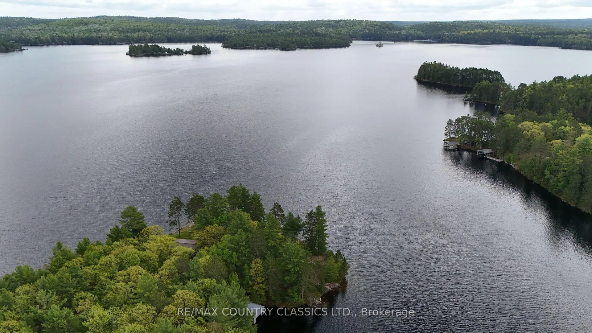 Photo 8 of 910 Weslemkoon Lake, Addington Highlands — HOMEH