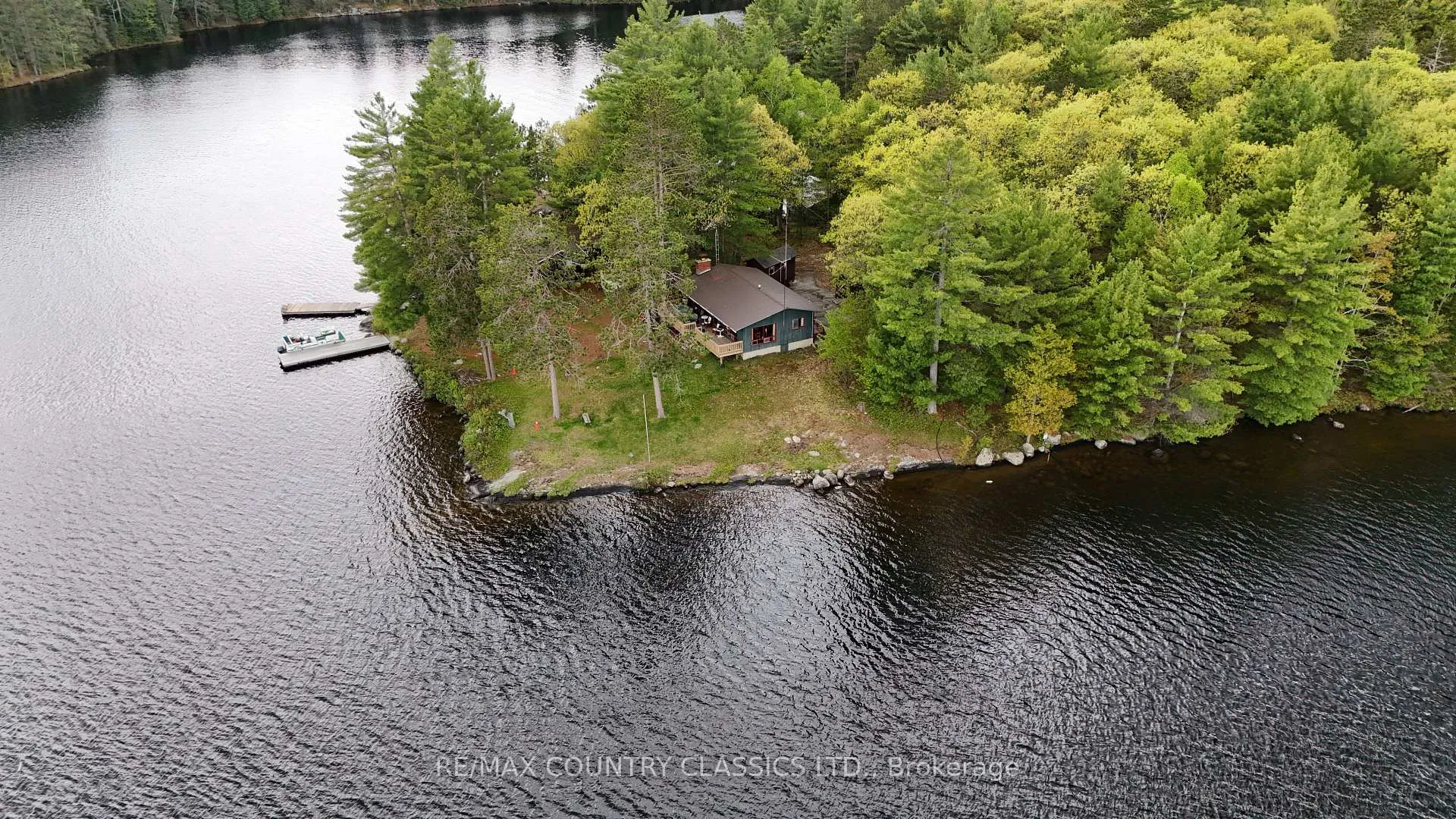 Photo 10 of 910 Weslemkoon Lake, Addington Highlands — HOMEH