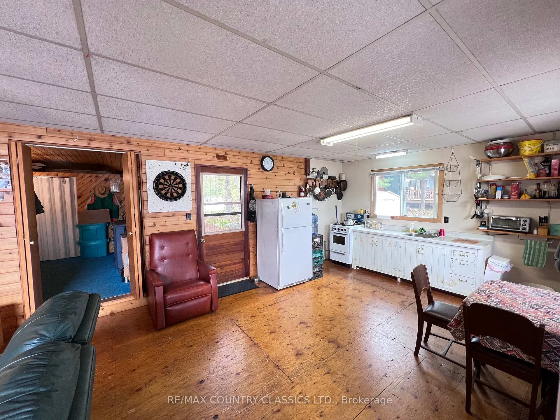 Photo 23 of 910 Weslemkoon Lake, Addington Highlands — HOMEH