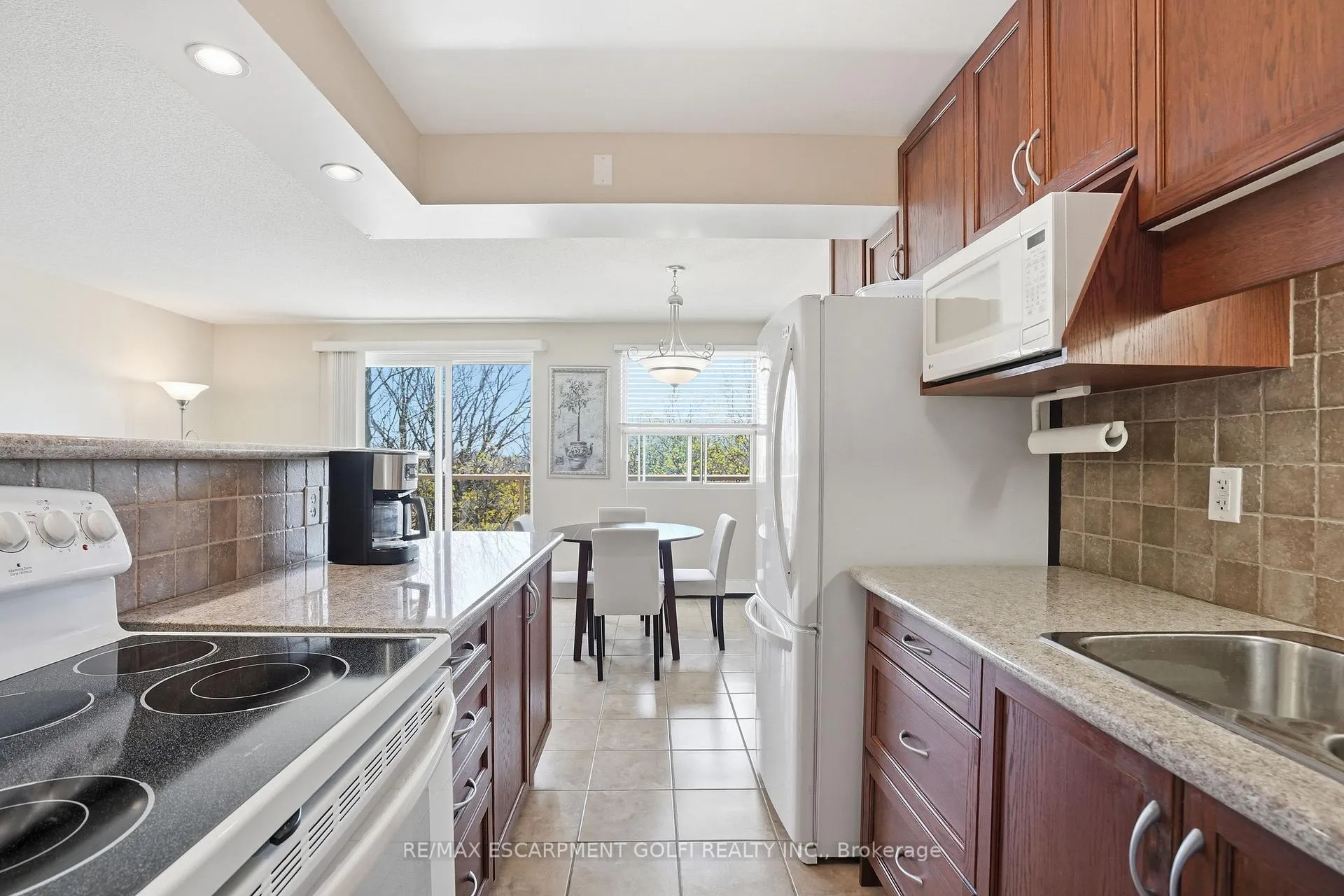 Photo 11 of Unit 512, 793 Colborne Street E, Brantford, Echo Place — HOMEH