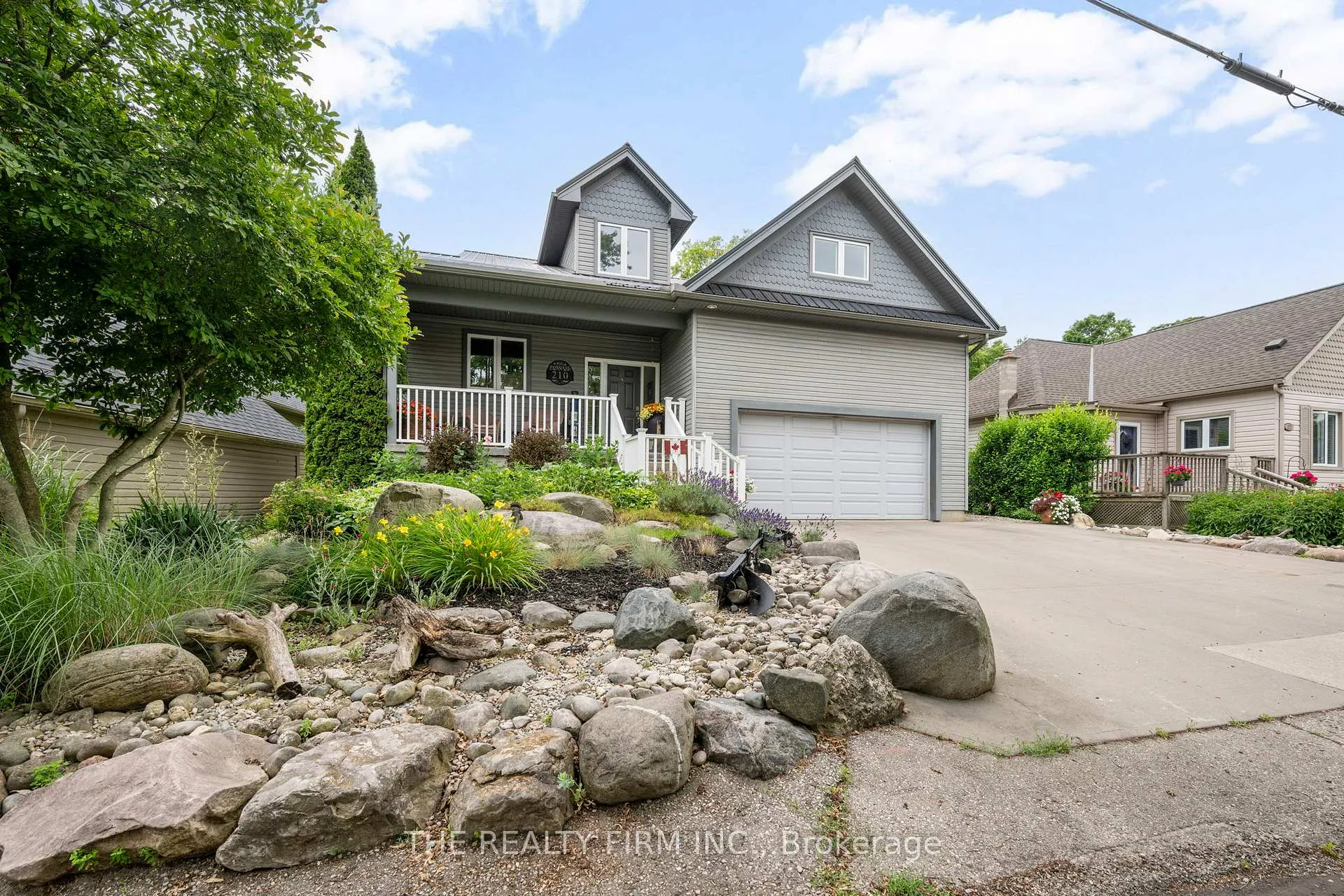 Photo 2 of 210 Cornell Drive, Central Elgin, Port Stanley — HOMEH
