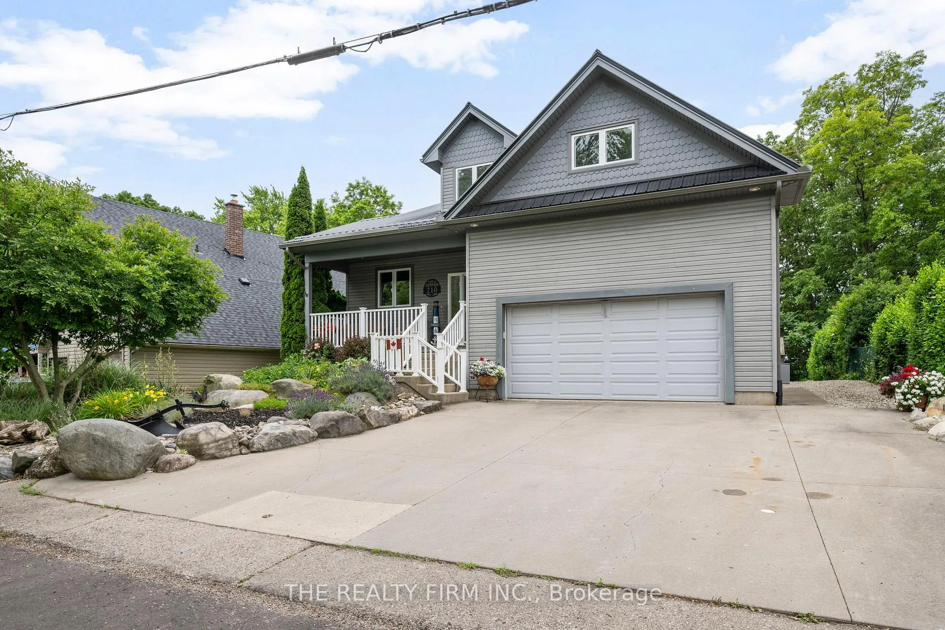 Photo 3 of 210 Cornell Drive, Central Elgin, Port Stanley — HOMEH