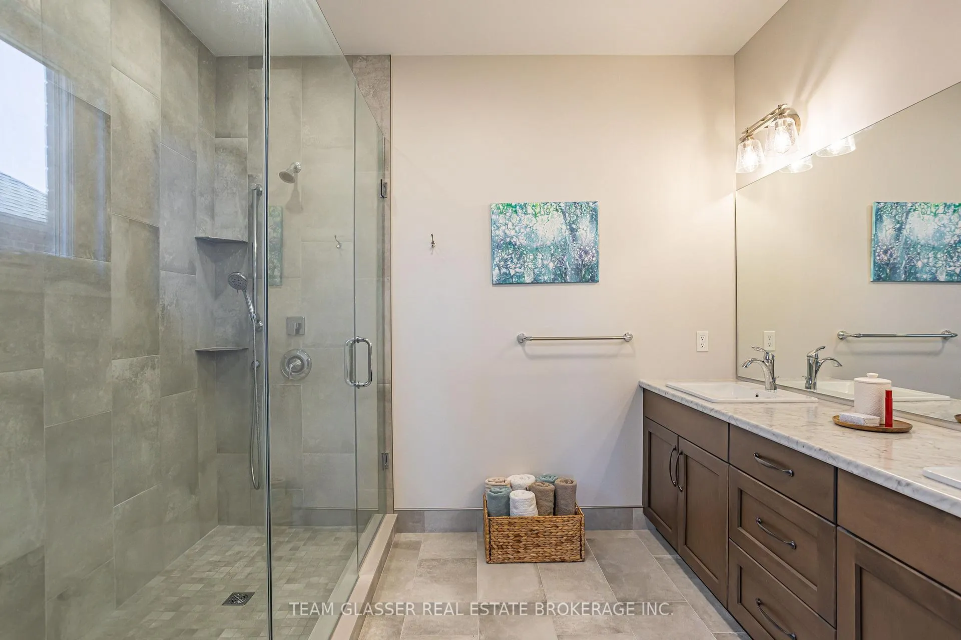 Photo 20 of 176 Boardwalk Way, Thames Centre, Dorchester — HOMEH