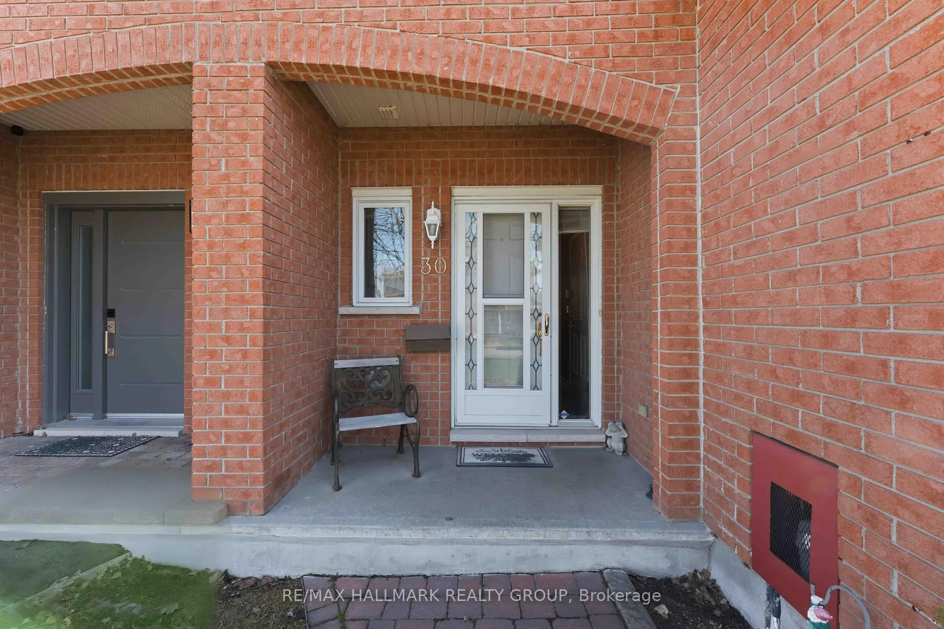 Photo 2 of 30 Sonata Place, Ottawa, Riverview Park — HOMEH