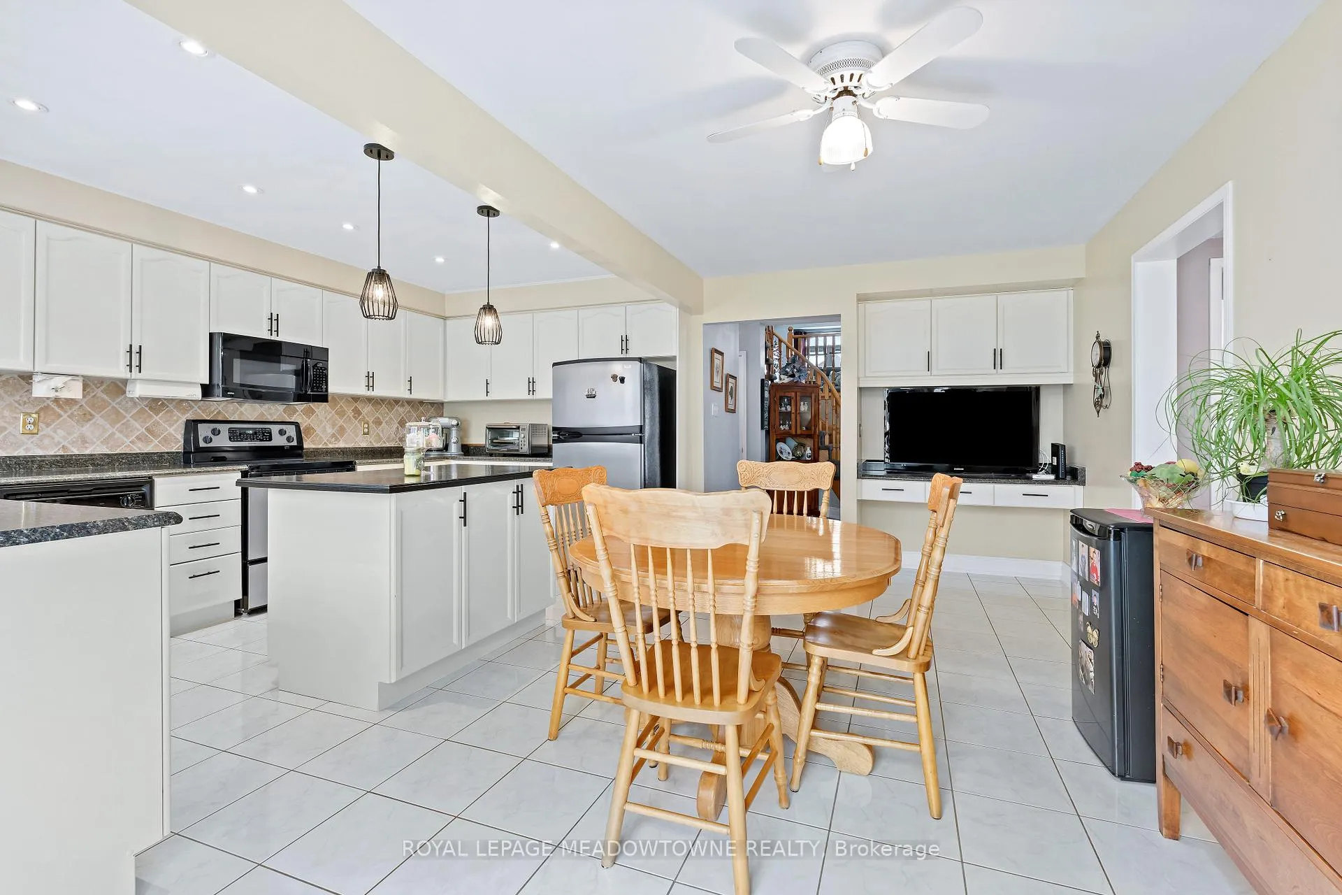 Photo 12 of 14212 Argyll Road, Halton Hills, Georgetown — HOMEH