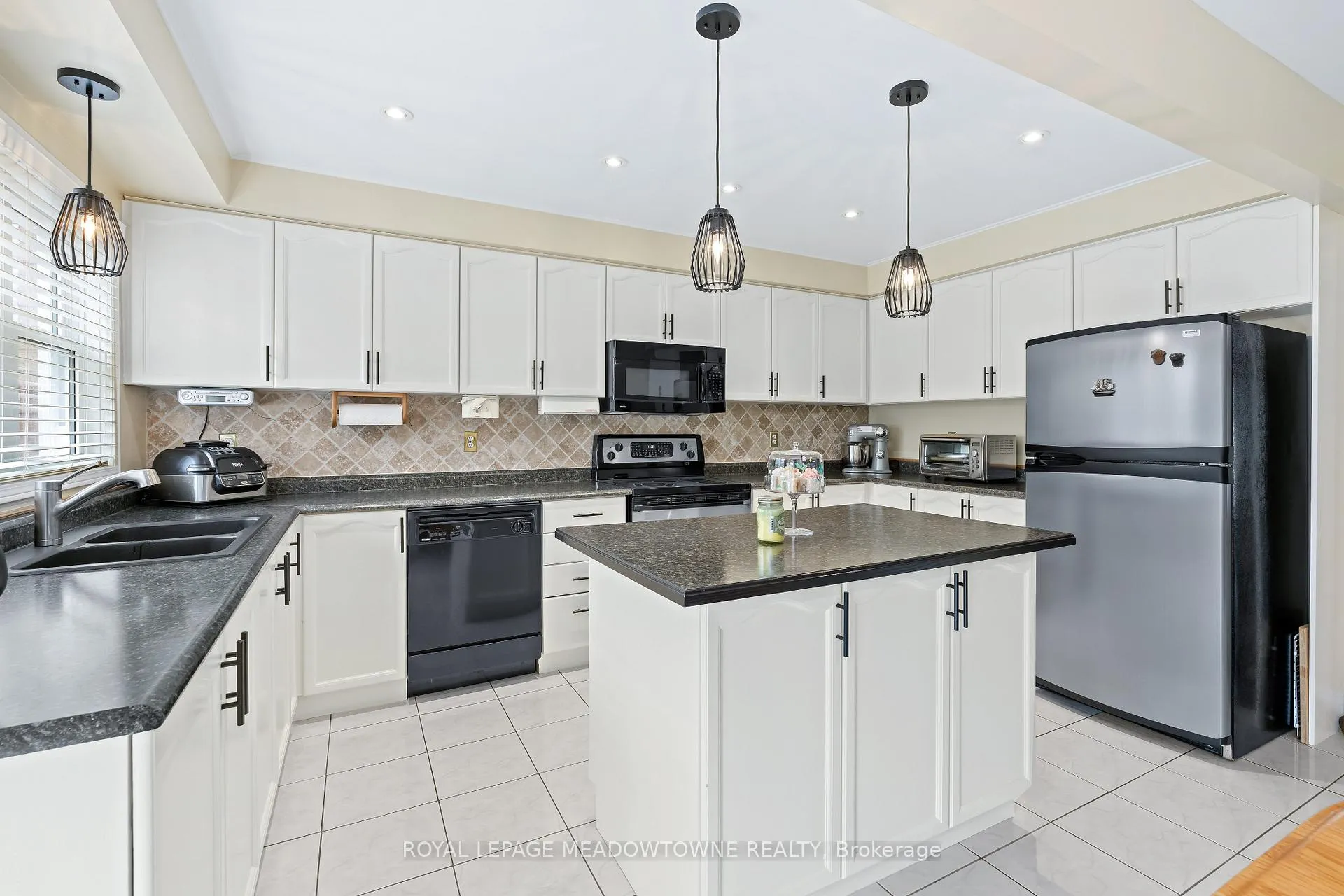 Photo 13 of 14212 Argyll Road, Halton Hills, Georgetown — HOMEH