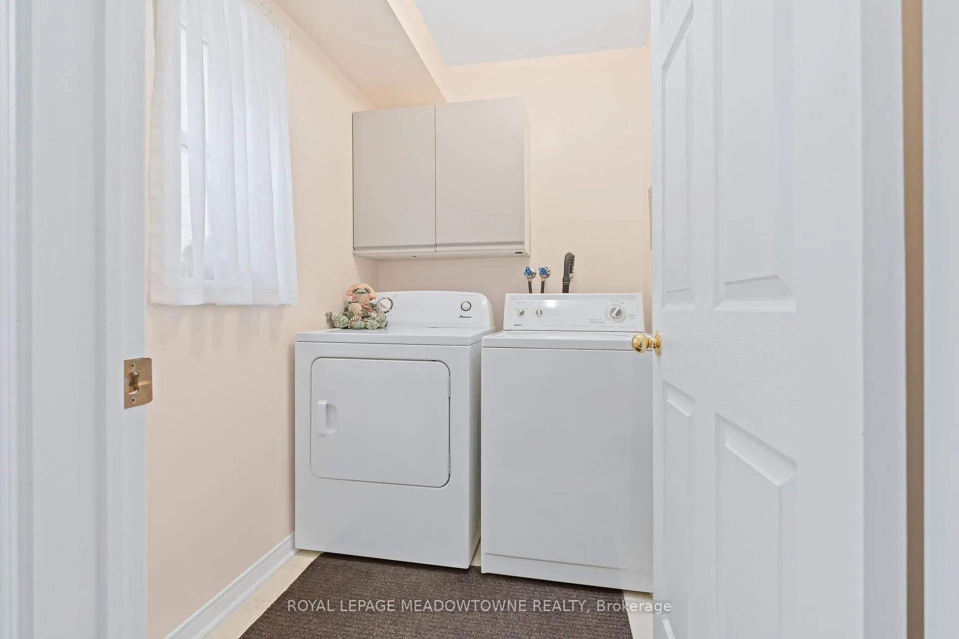 Photo 18 of 14212 Argyll Road, Halton Hills, Georgetown — HOMEH