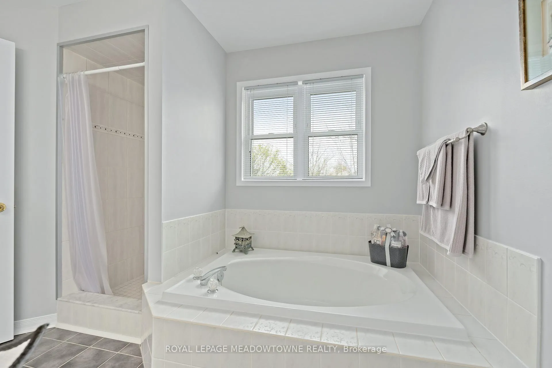 Photo 26 of 14212 Argyll Road, Halton Hills, Georgetown — HOMEH