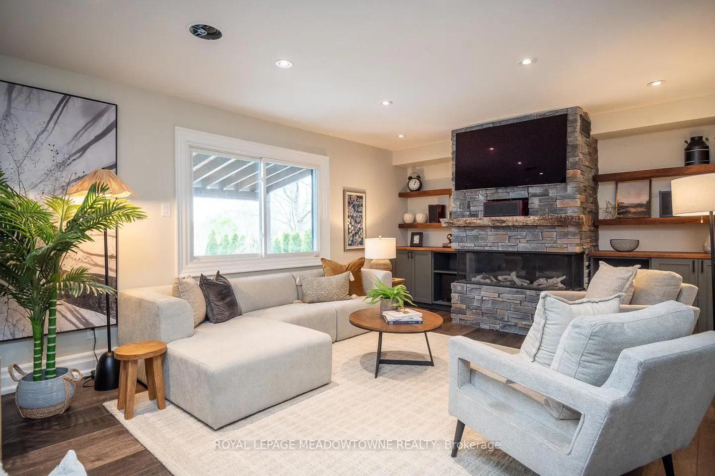 Photo 9 of 566 Moorelands Crescent, Milton, Timberlea — HOMEH