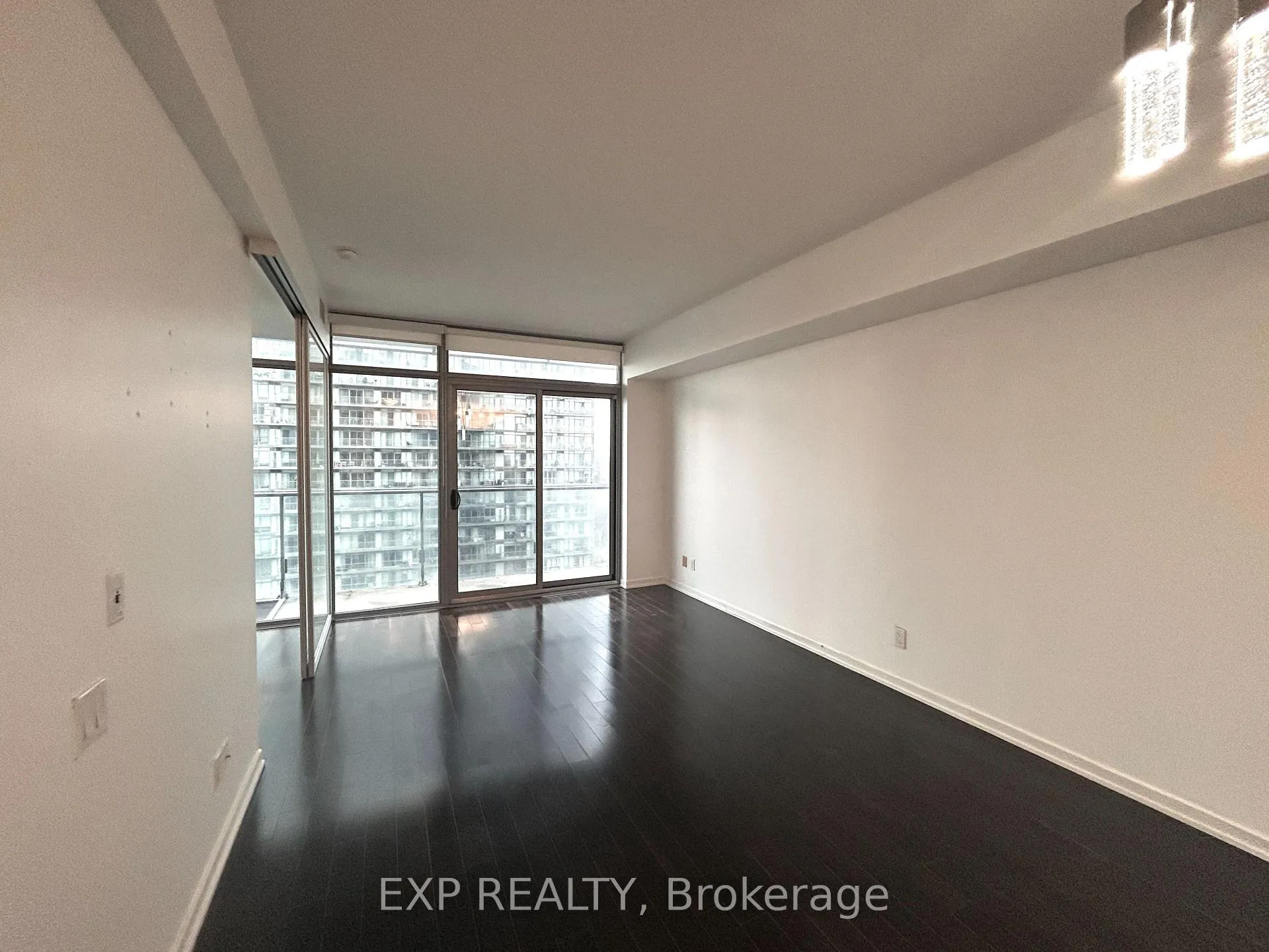 Photo 7 of Unit 2108, 103 The Queensway, Toronto, High Park-Swansea — HOMEH