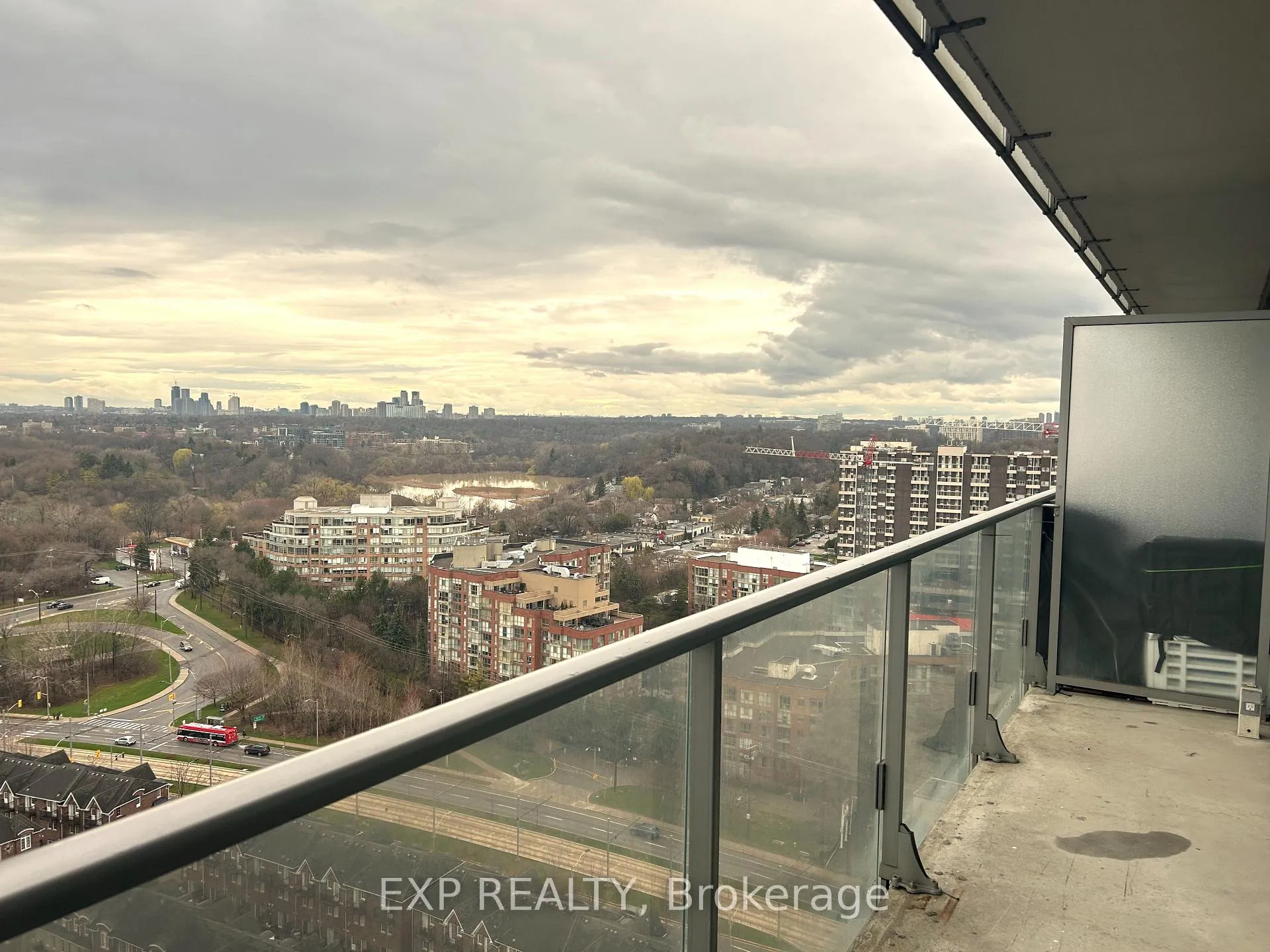 Photo 9 of Unit 2108, 103 The Queensway, Toronto, High Park-Swansea — HOMEH