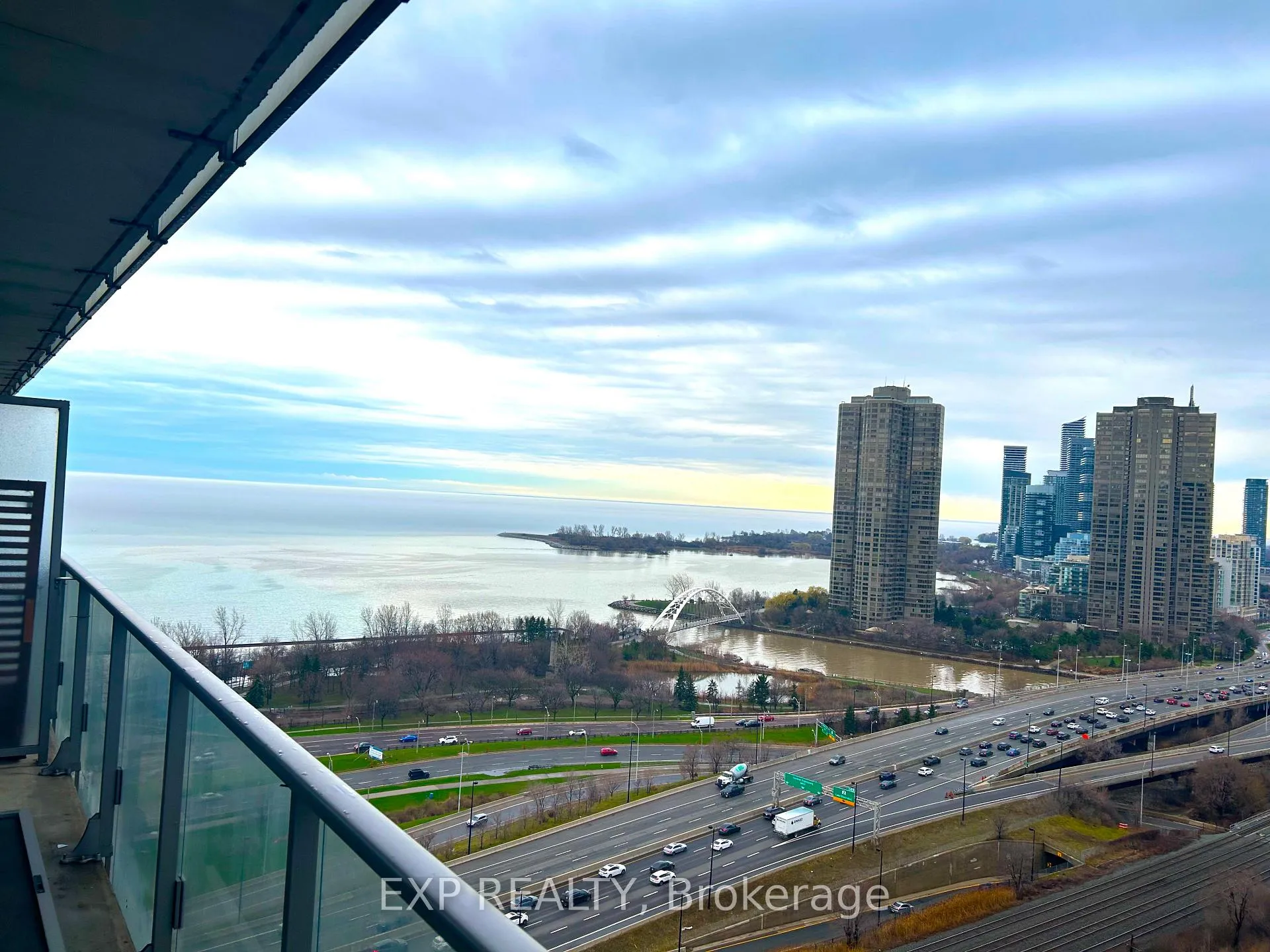 Photo 14 of Unit 2108, 103 The Queensway, Toronto, High Park-Swansea — HOMEH