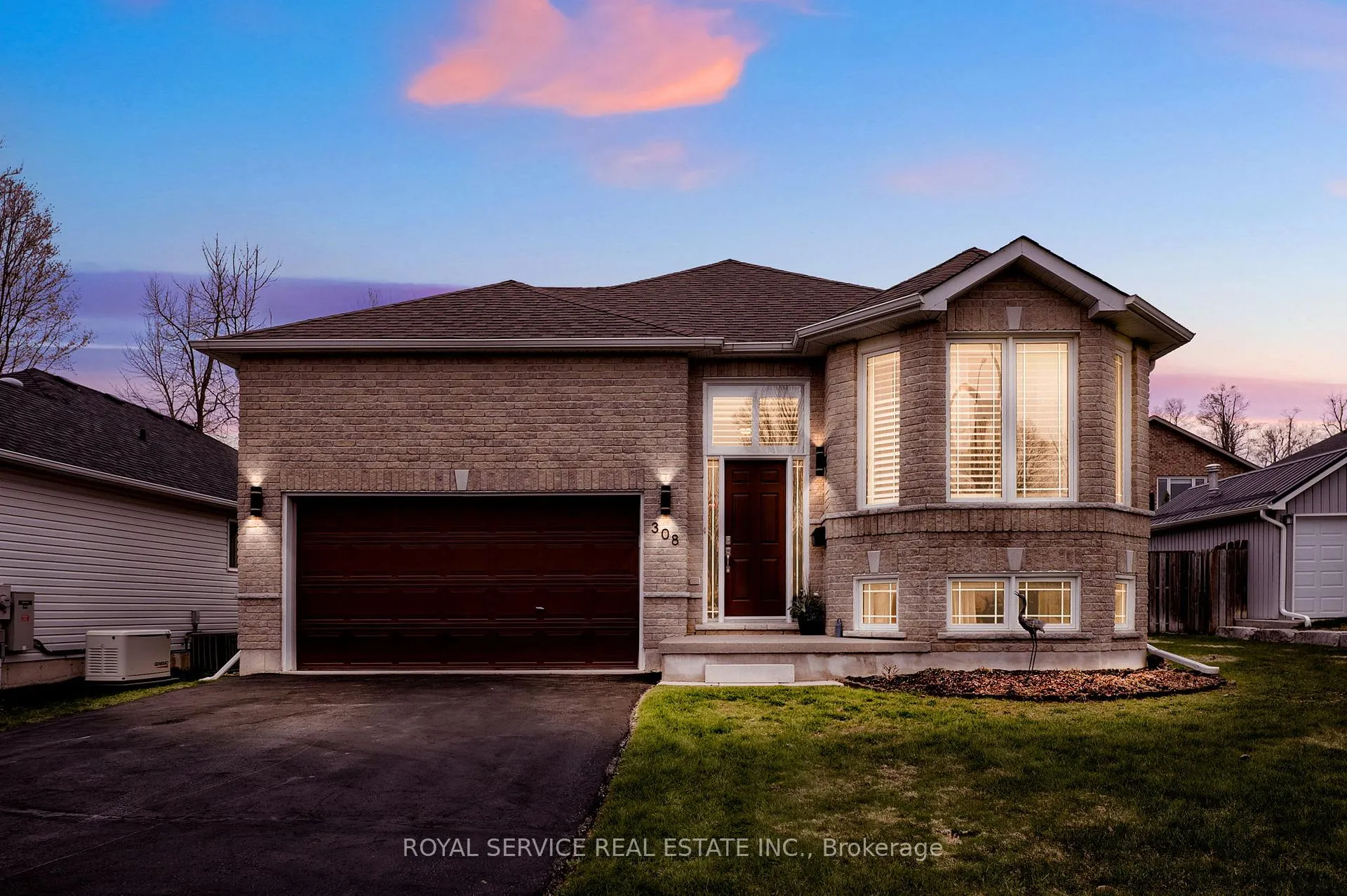 Photo 1 of 308 Woodward Avenue, Selwyn — HOMEH