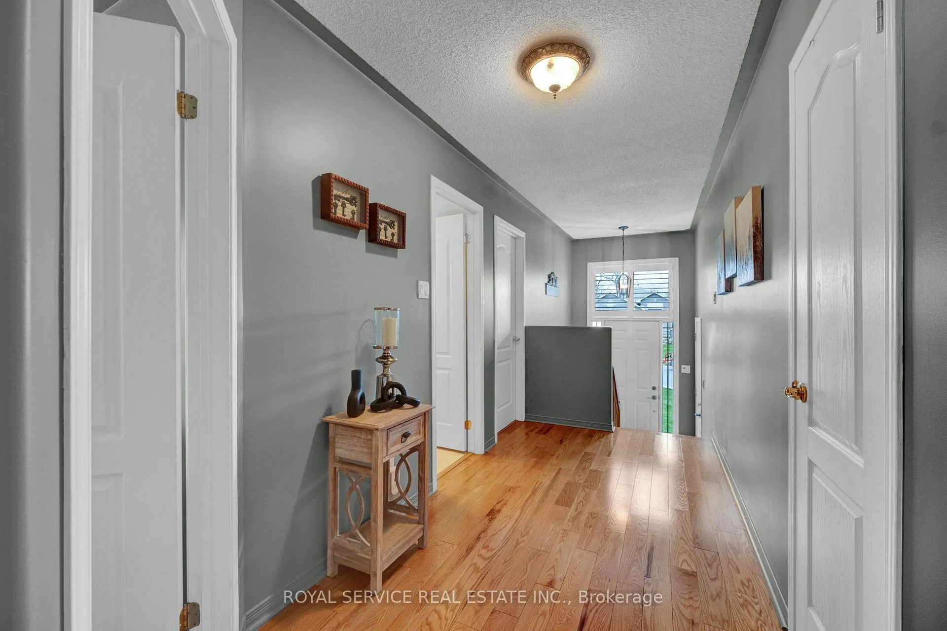 Photo 5 of 308 Woodward Avenue, Selwyn — HOMEH