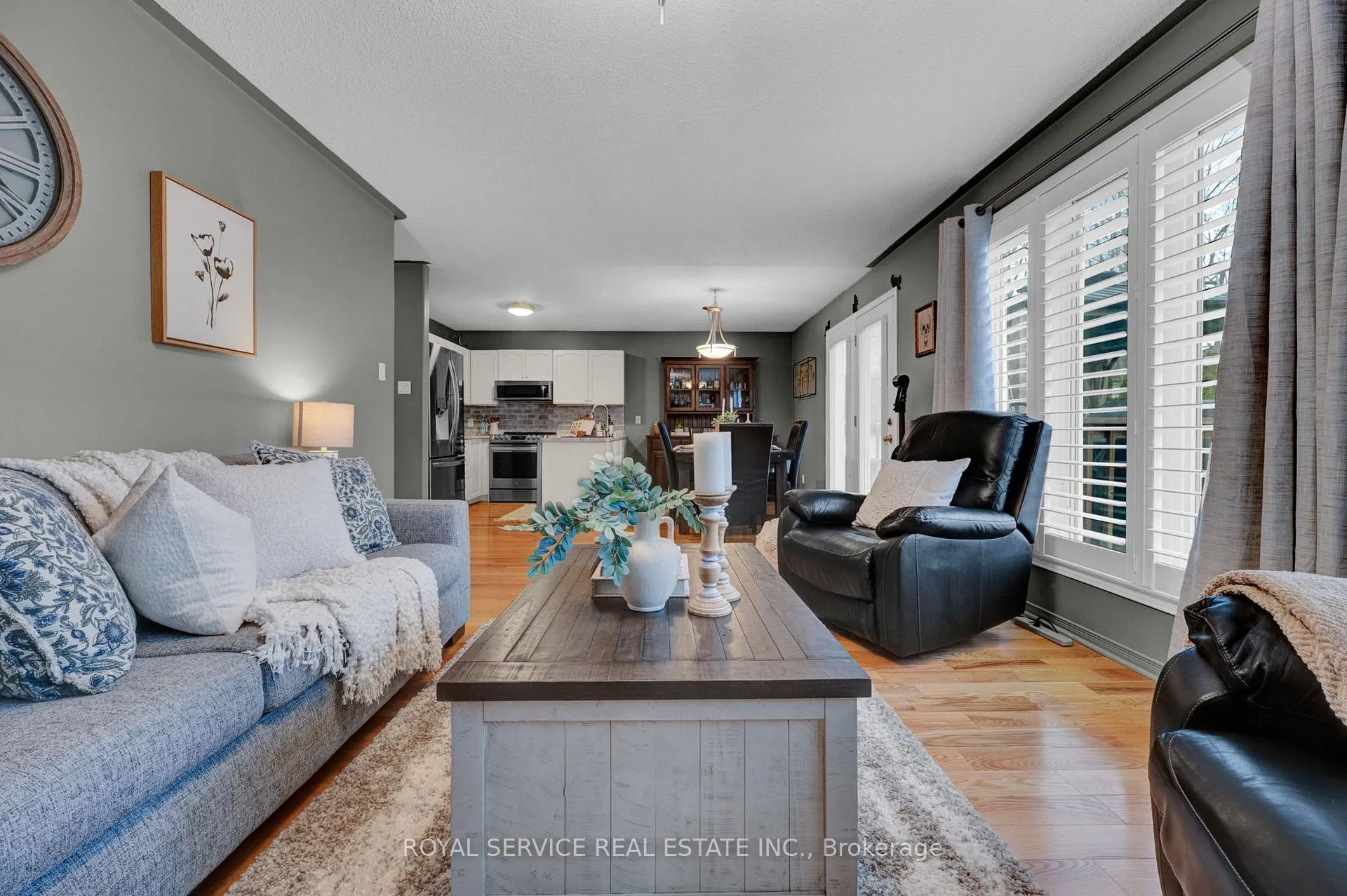 Photo 8 of 308 Woodward Avenue, Selwyn — HOMEH