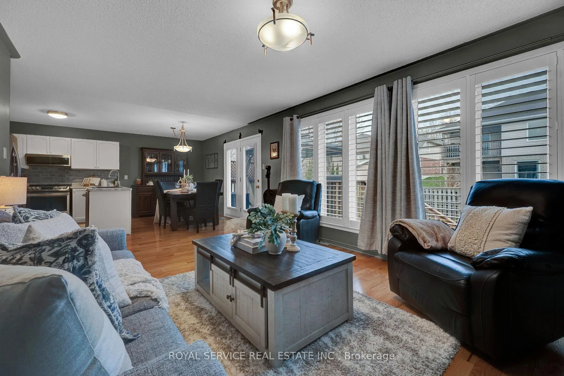 Photo 9 of 308 Woodward Avenue, Selwyn — HOMEH