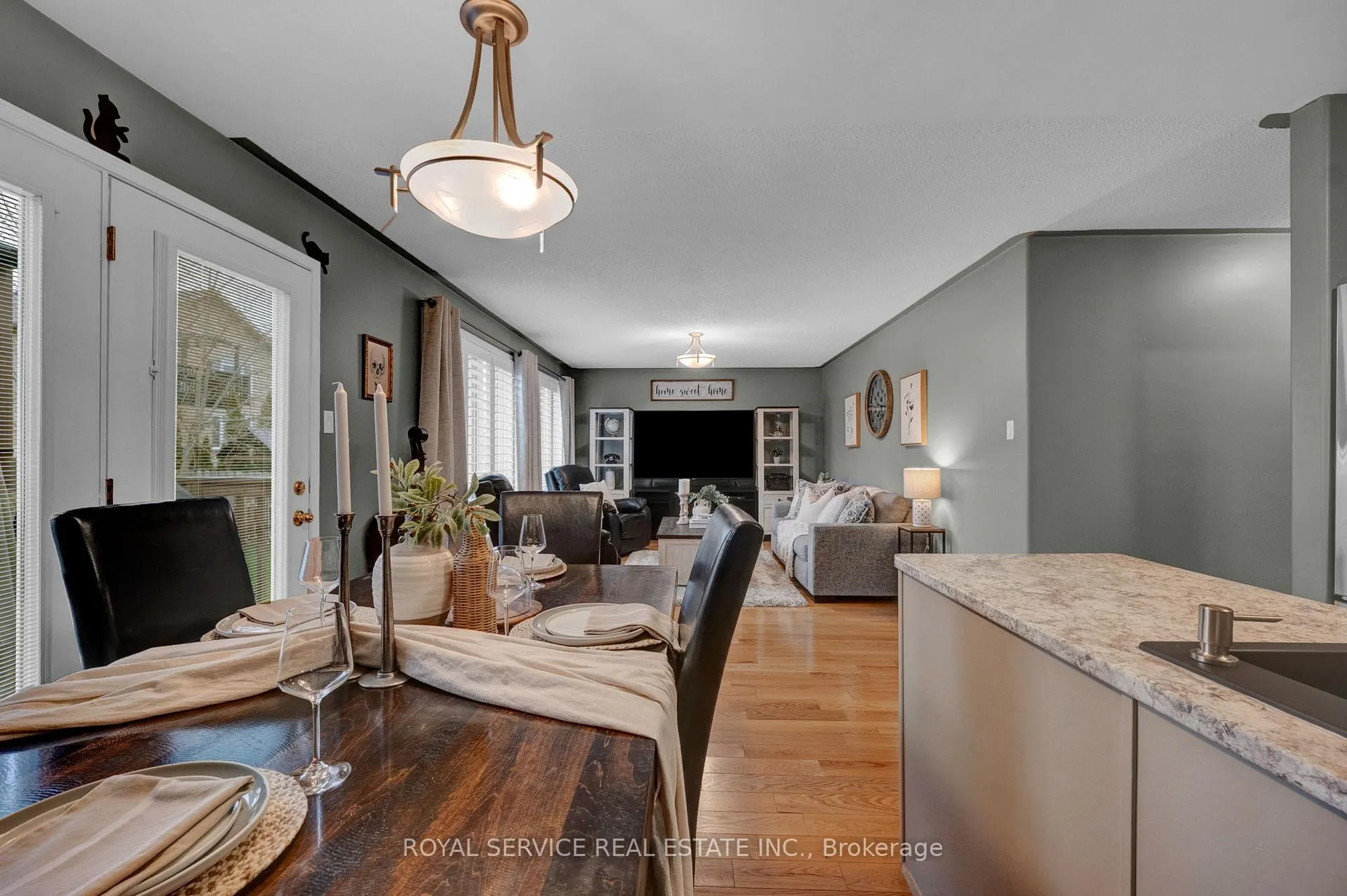 Photo 17 of 308 Woodward Avenue, Selwyn — HOMEH