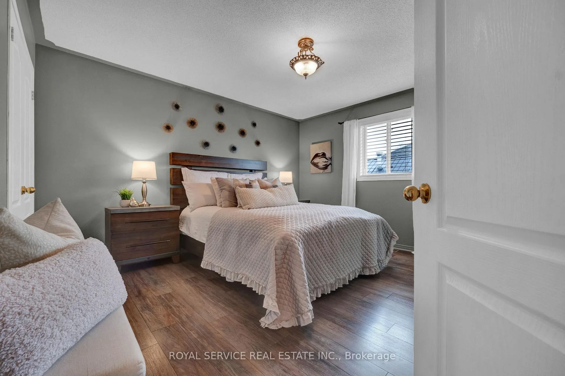 Photo 21 of 308 Woodward Avenue, Selwyn — HOMEH
