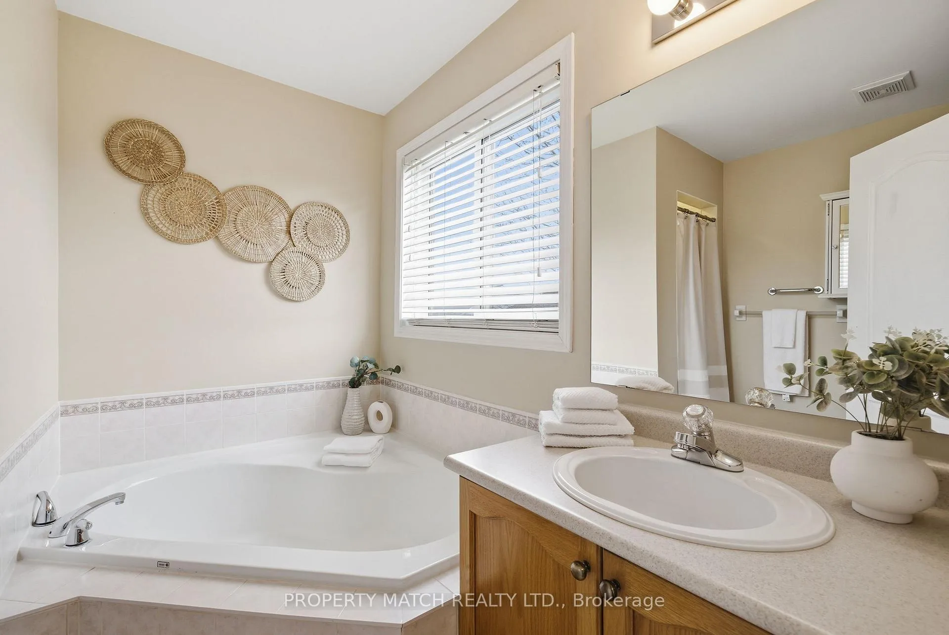 Photo 19 of 680 Ormond Drive, Oshawa, Samac — HOMEH