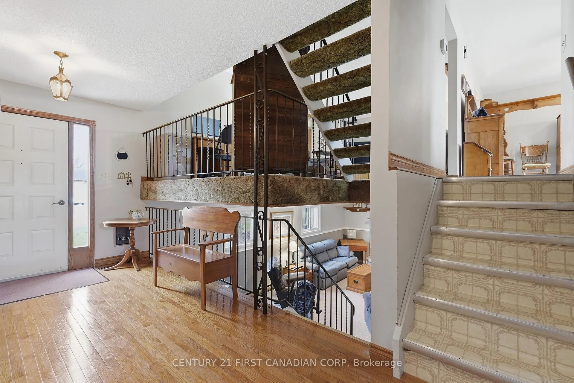 Photo 5 of 289 Ridout Street, West Elgin, Rodney — HOMEH