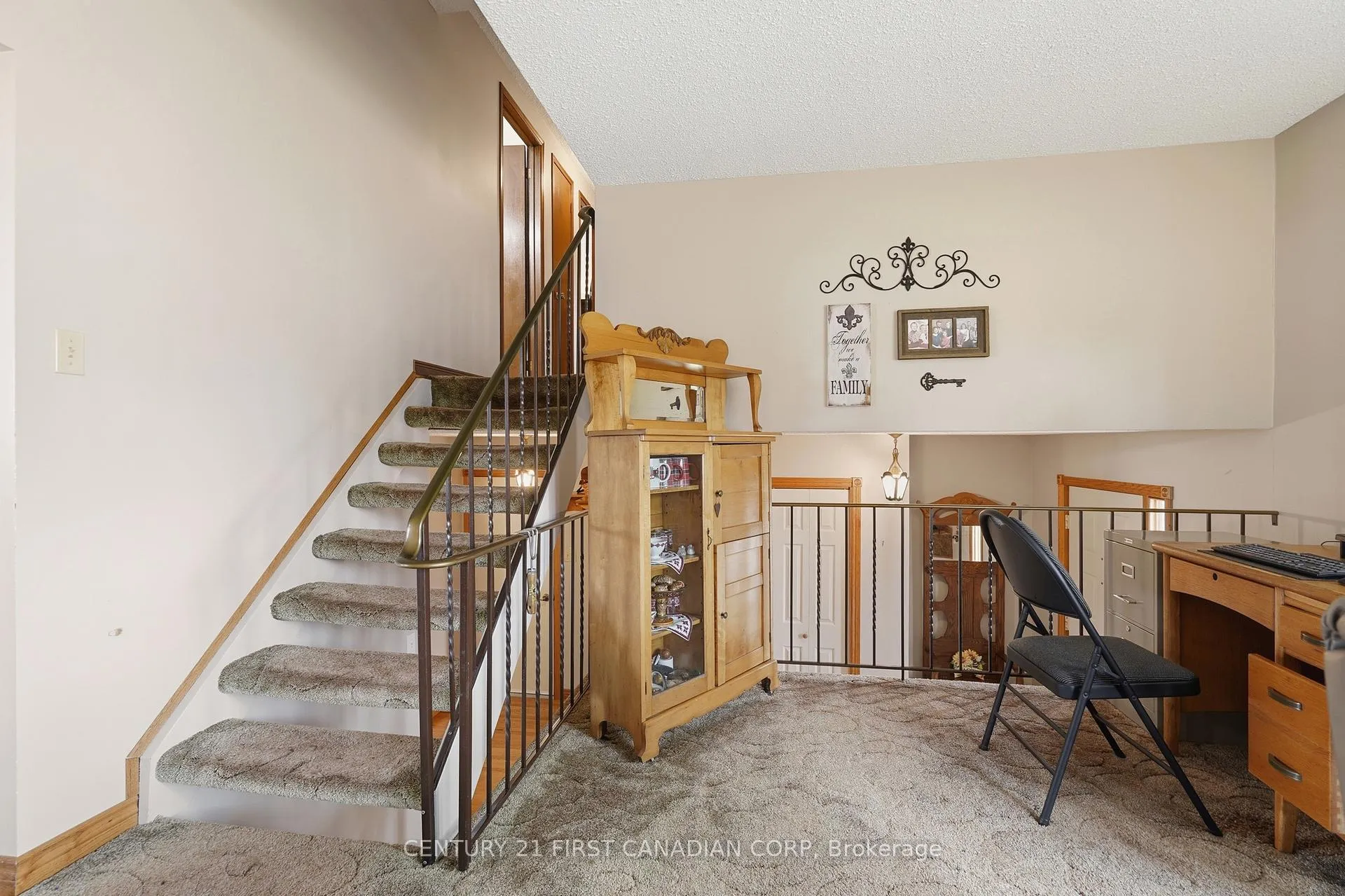 Photo 18 of 289 Ridout Street, West Elgin, Rodney — HOMEH