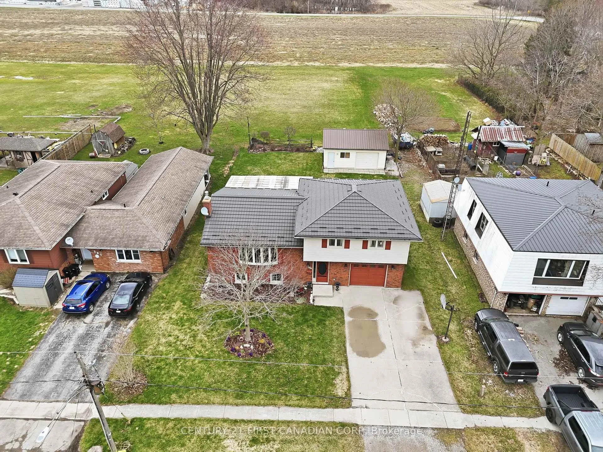 Photo 45 of 289 Ridout Street, West Elgin, Rodney — HOMEH