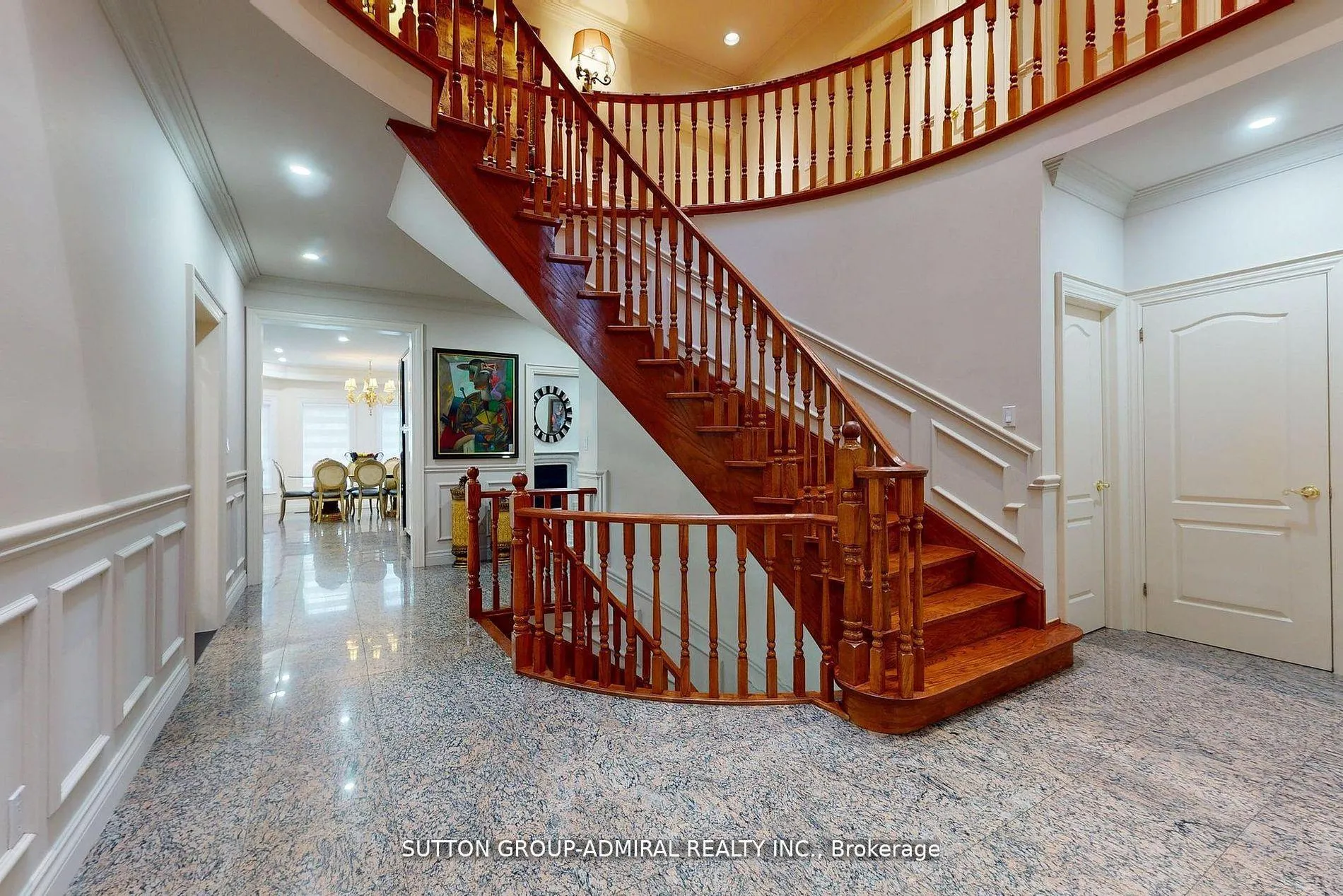 Photo 16 of 220 King High Drive, Vaughan, Beverley Glen — HOMEH