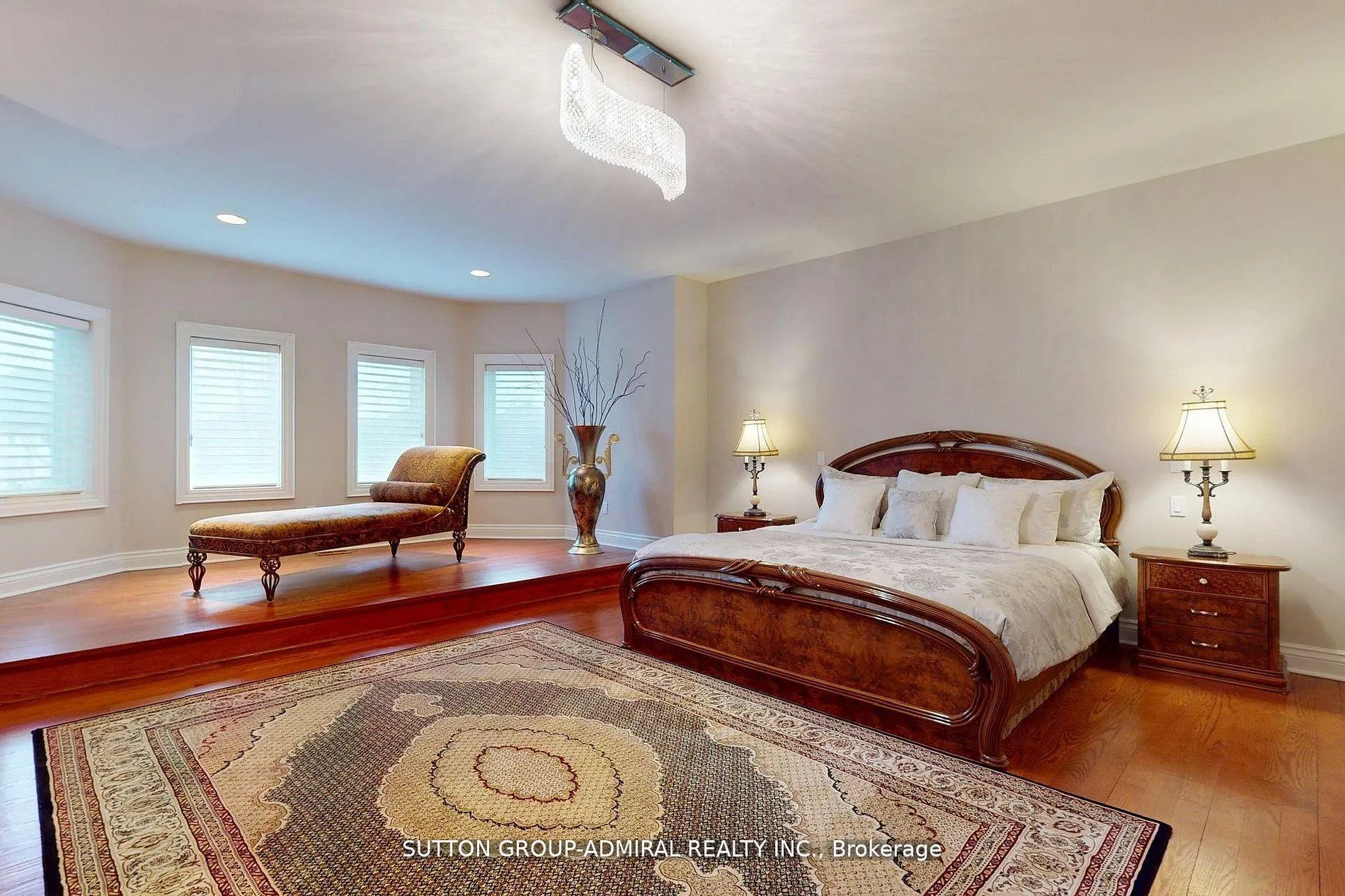 Photo 18 of 220 King High Drive, Vaughan, Beverley Glen — HOMEH