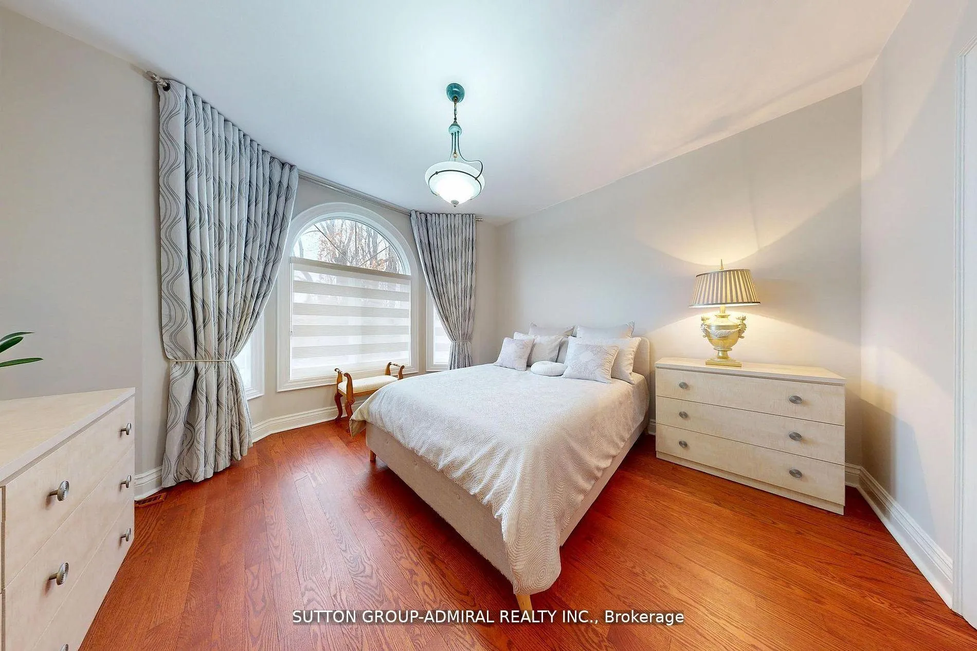 Photo 24 of 220 King High Drive, Vaughan, Beverley Glen — HOMEH