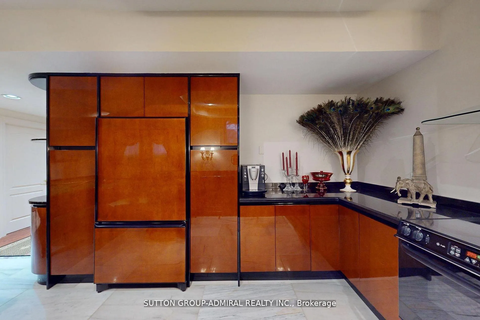 Photo 32 of 220 King High Drive, Vaughan, Beverley Glen — HOMEH