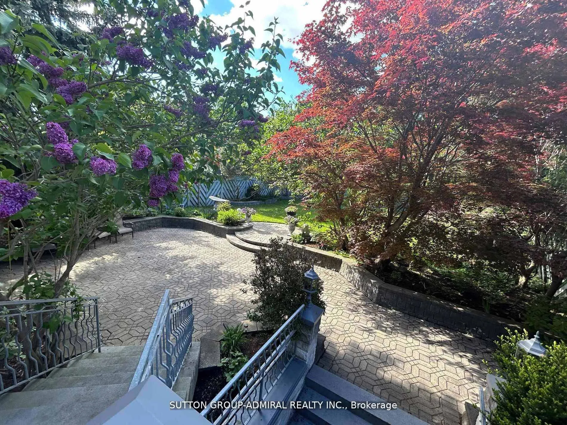 Photo 42 of 220 King High Drive, Vaughan, Beverley Glen — HOMEH