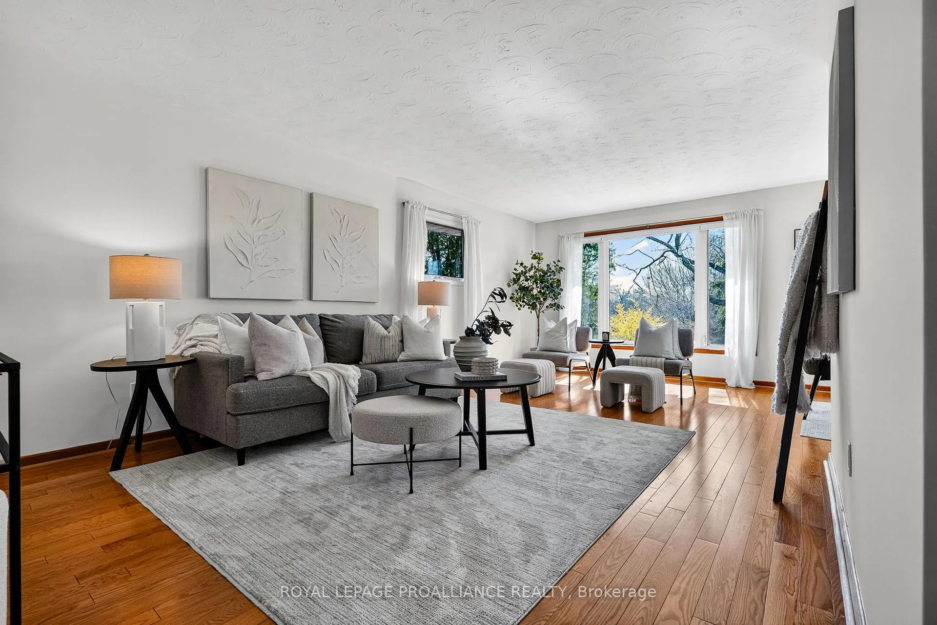 Photo 5 of 1 Meredith Avenue, Cobourg — HOMEH