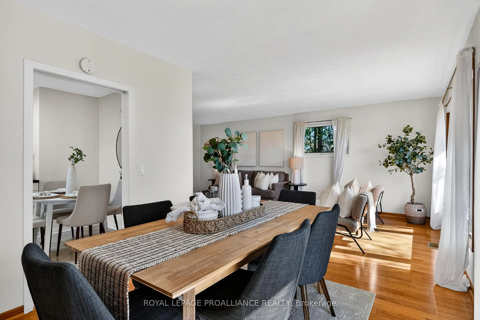 Photo 11 of 1 Meredith Avenue, Cobourg — HOMEH